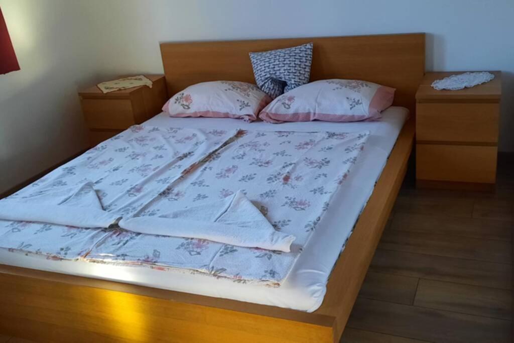 Andrea Nyaralohaz Villa Kovagoors Bagian luar foto